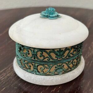 Vintage L'Arcaccio di Cigni Mario Alabaster Mini Trinket Box San Gimignano Italy